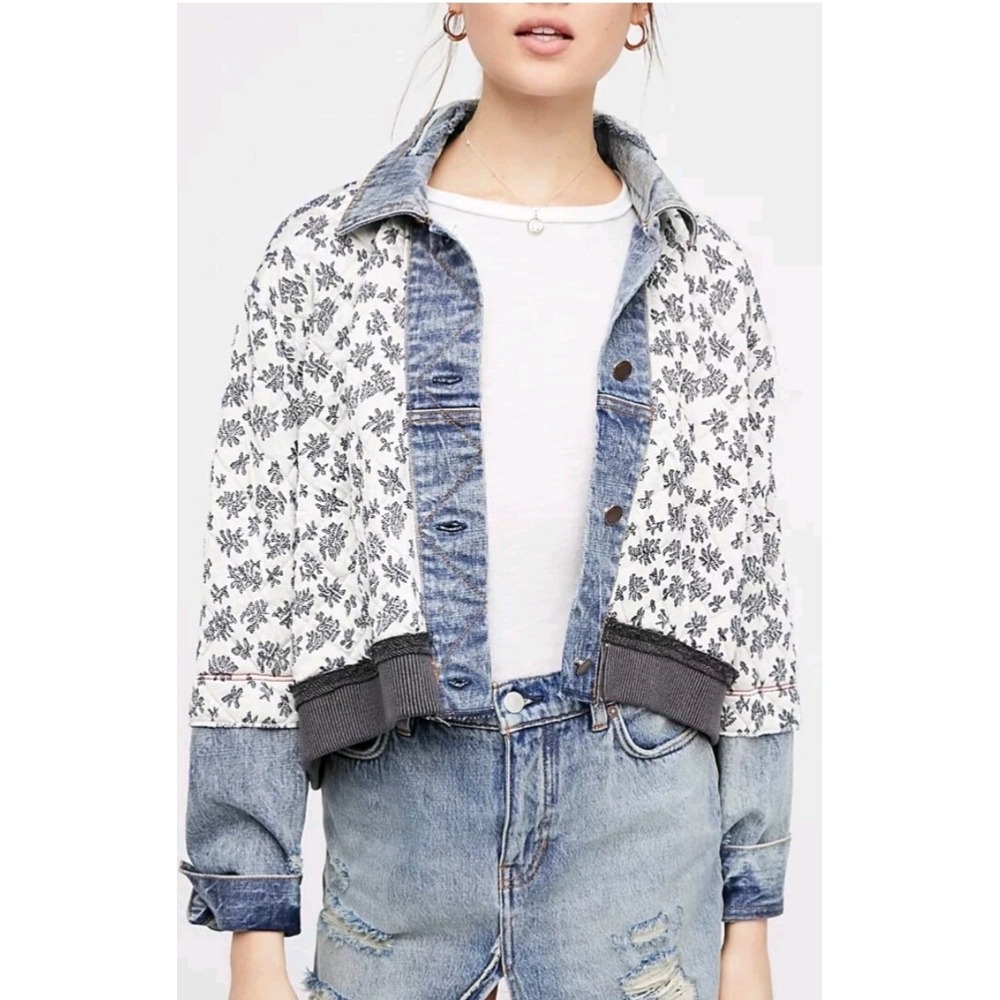 Free People Denim Jacket Ditsy Quilted Crop Floral Button Distressed XS/S Boho